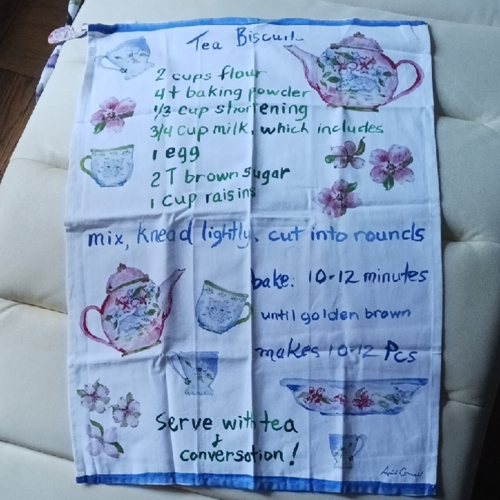 April Cornell Blue and Pink Floral Kitchen Towels (2 Pack) See 2nd Pic